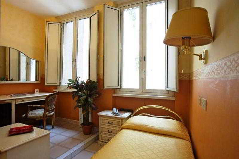 Hotel Trinita Dei Monti โรม ภายนอก รูปภาพ